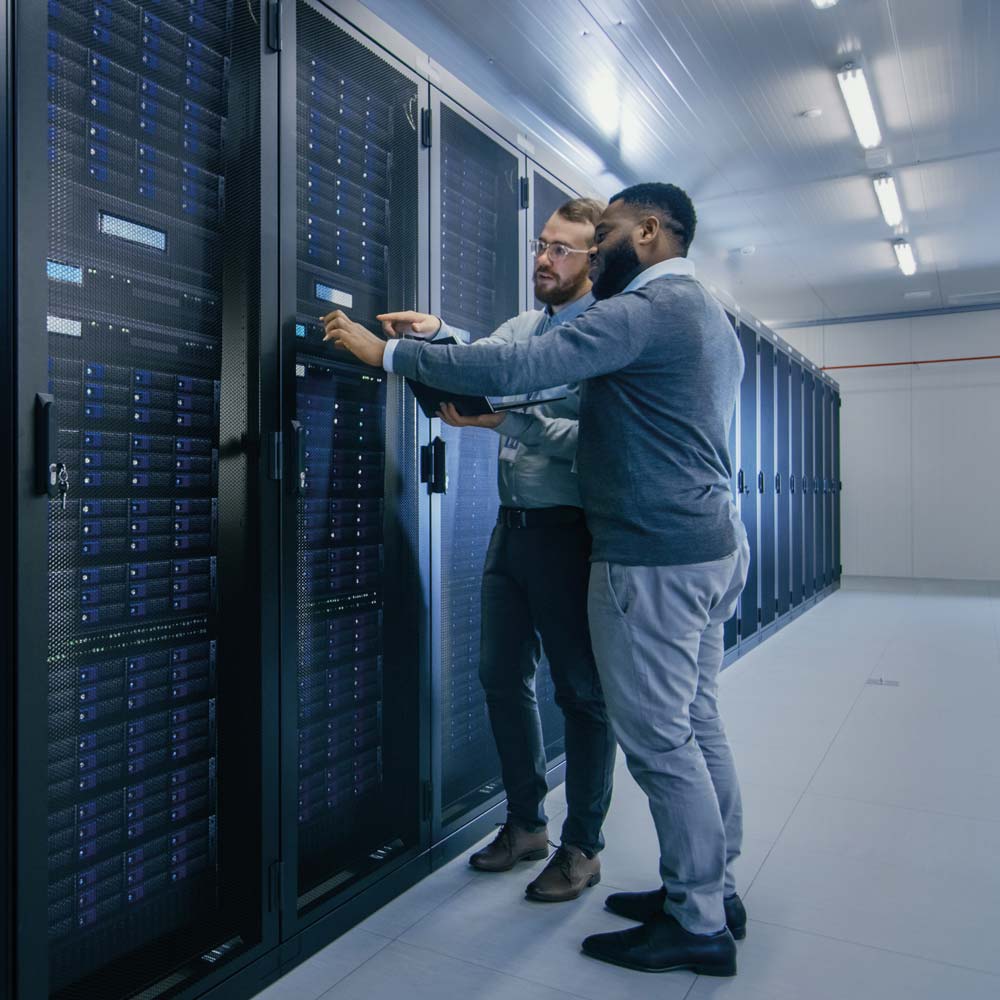 Ablerex UPS solutions for data centers with technicians ensuring continuous operation and secure power supply